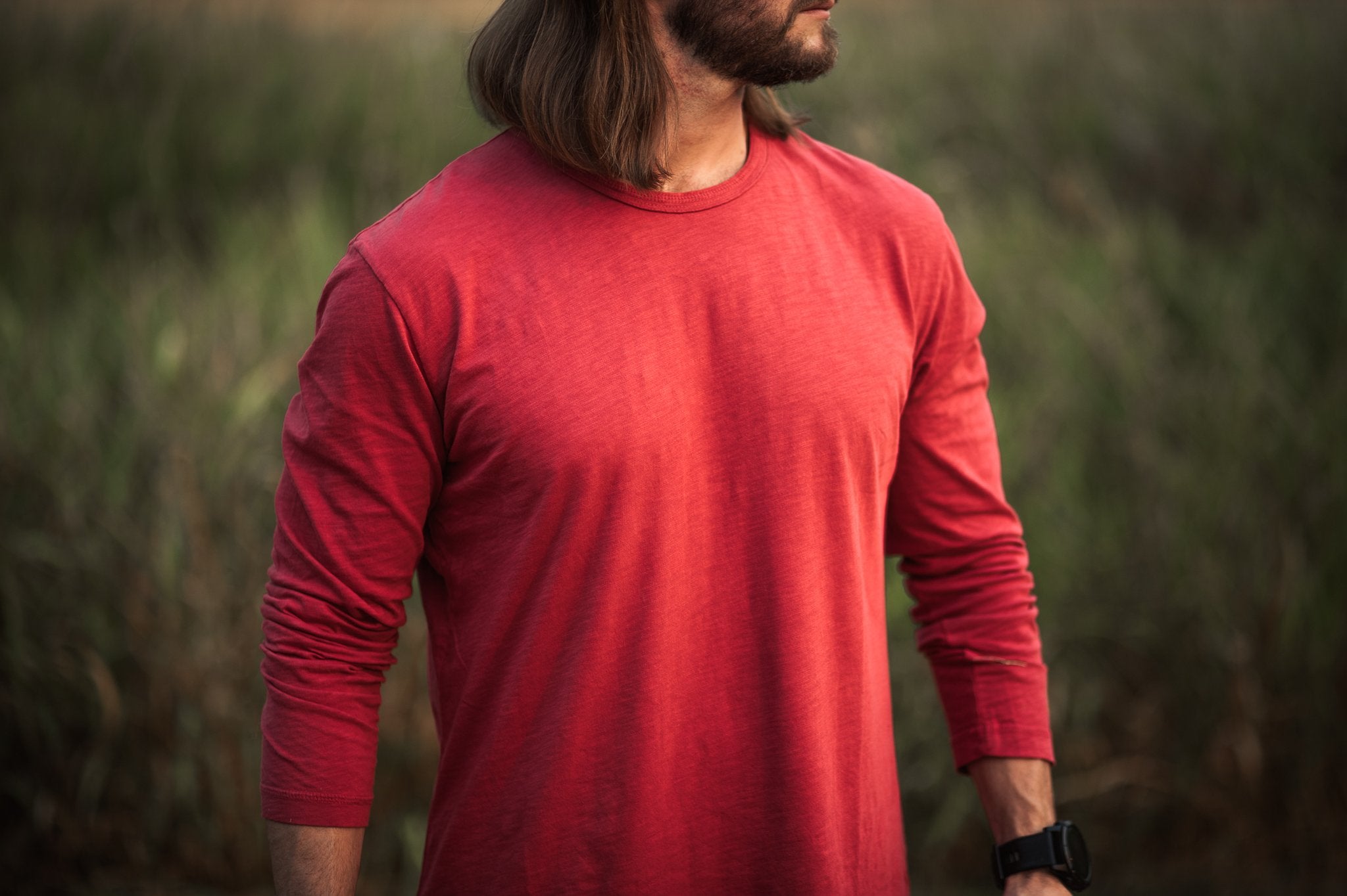 How to Style a Long Sleeve T-shirt? A Complete Guide